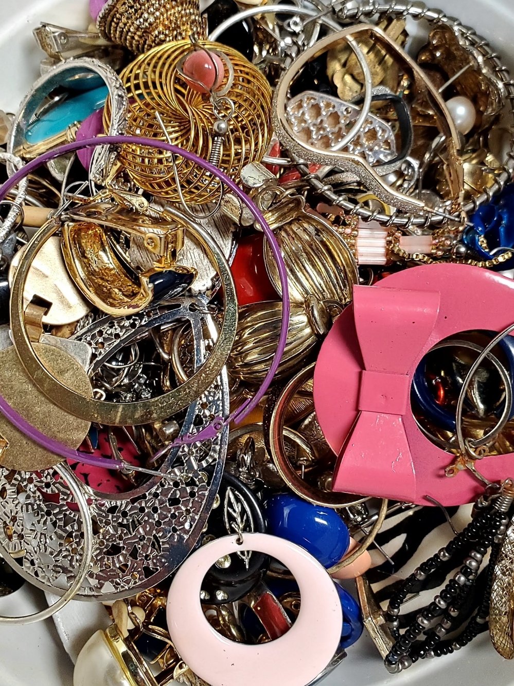 Single Earring Junk Jewelry Lot Craft Repurpose Reuse DIY